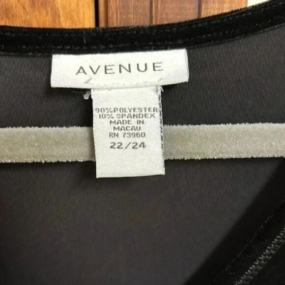 Black Velour Avenue Ladies Top Size 22/24 Women - Picture 2 of 8